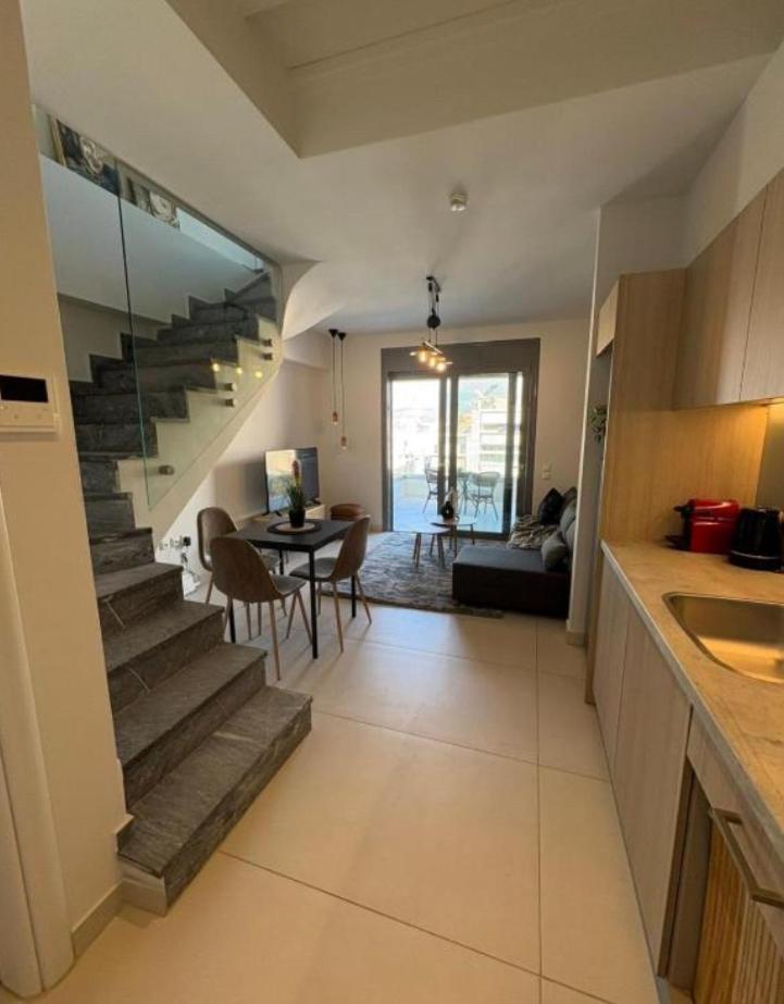 Luxury Maisonette With Shared Pool Athens Ngoại thất bức ảnh